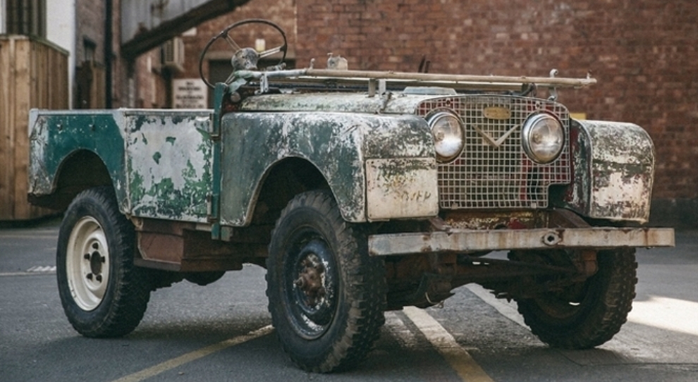 La prima Land Rover del 1948 avviata al restauro