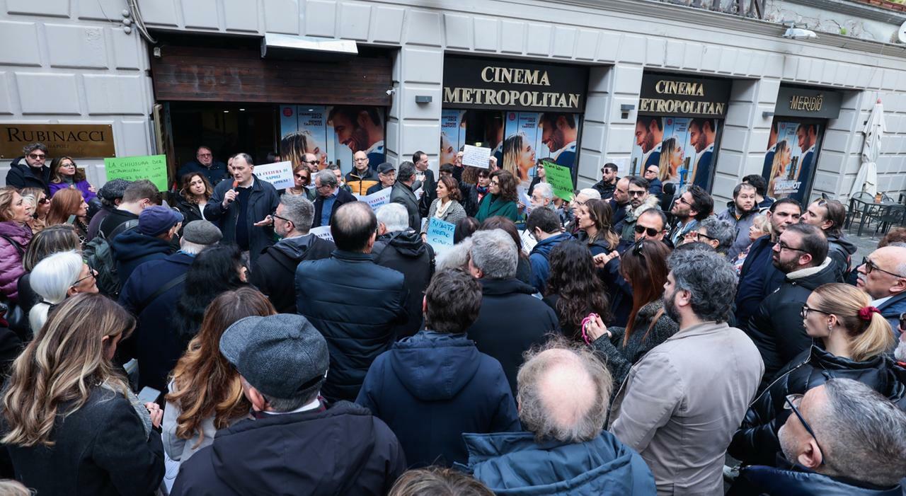 Metropolitan, vertice per salvare il cinema: «In campo il sindaco»