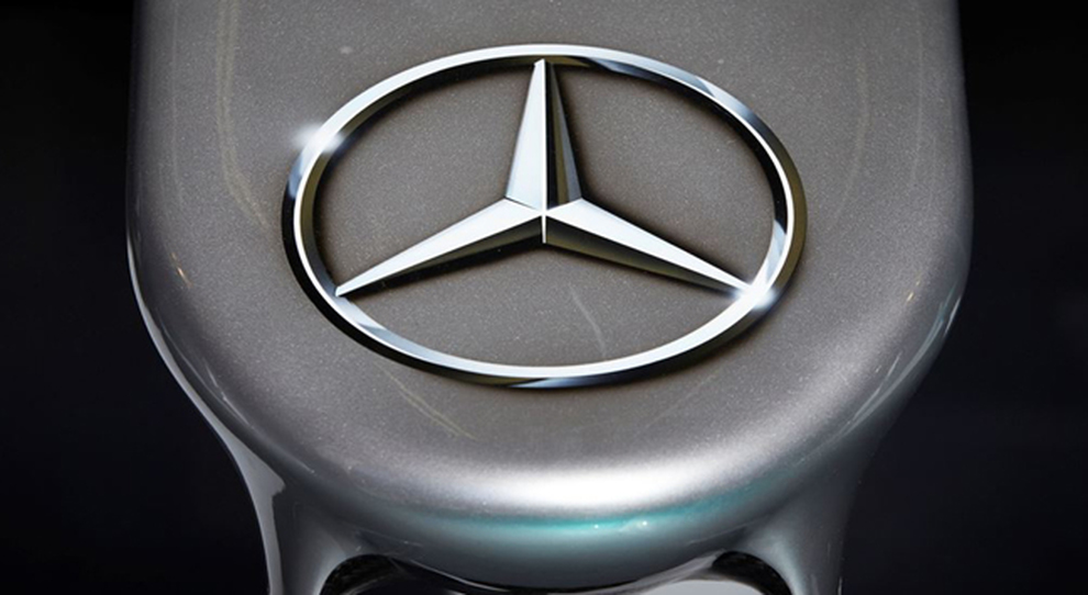 Il simbolo della Mercedes, la stella a tre punte