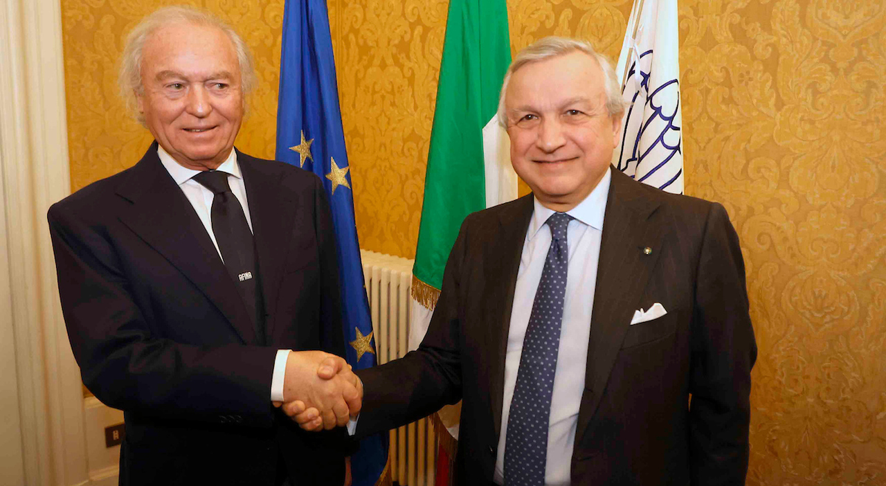 Da sinistra il presidente di Afina Gennaro Amato e il presidente dell’unione Industriali di Napoli Costanzo Jannotti Pecci