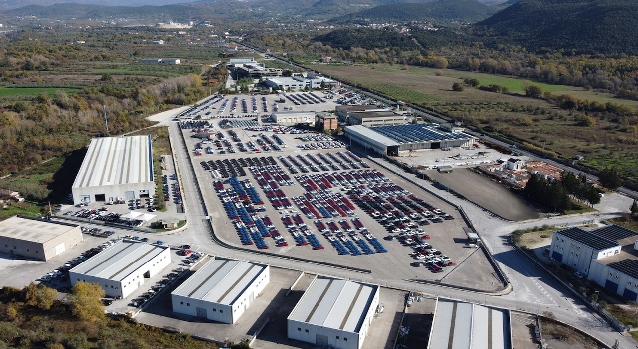 la sede dell’azienda automobilistica molisana DR Groupe a Macchia d’Isernia