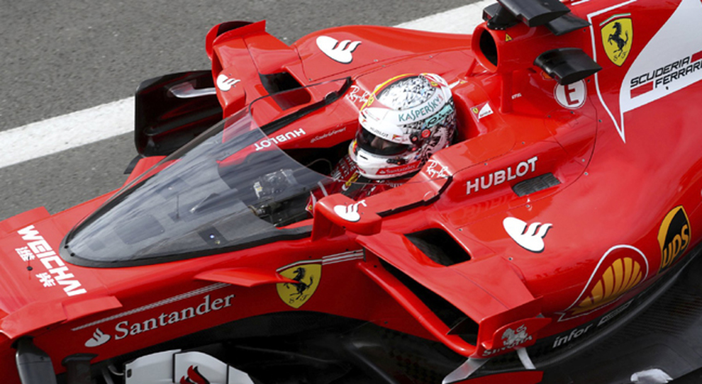 La Ferrari di Sebastian Vettel con lo scudo protettivo chiamato Shield