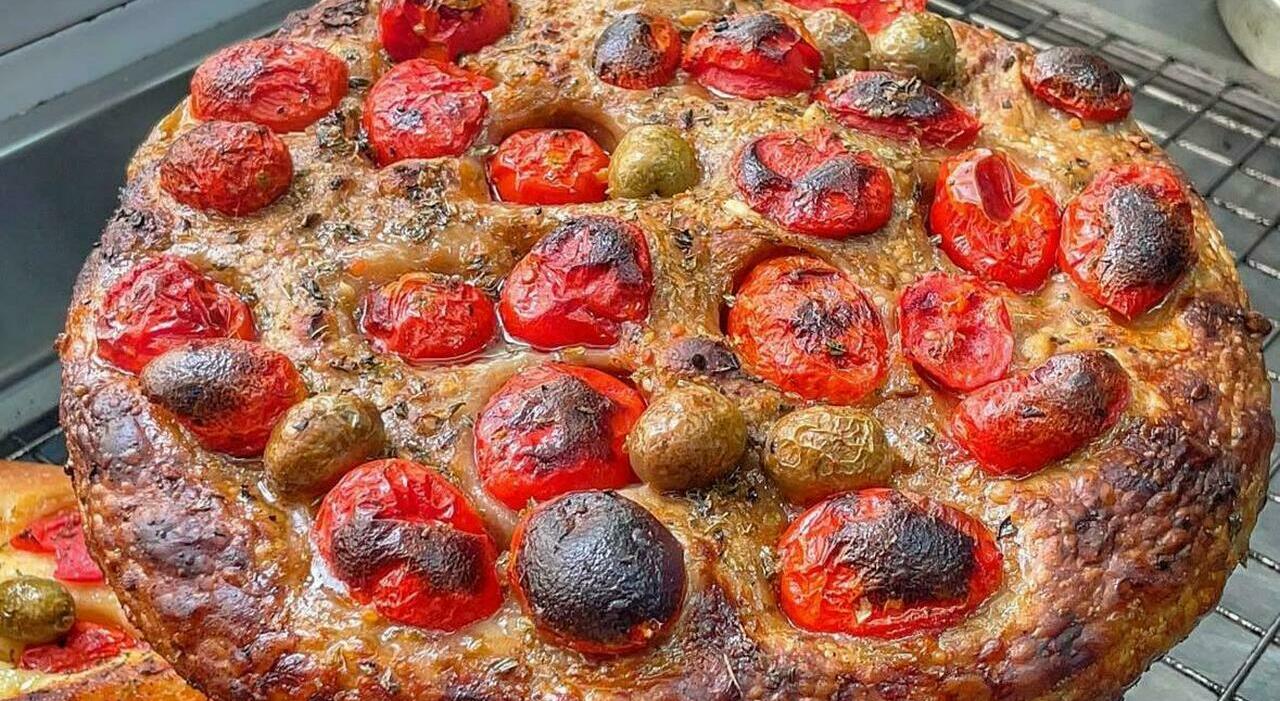 In Puglia tutti pazzi per la focaccia barese