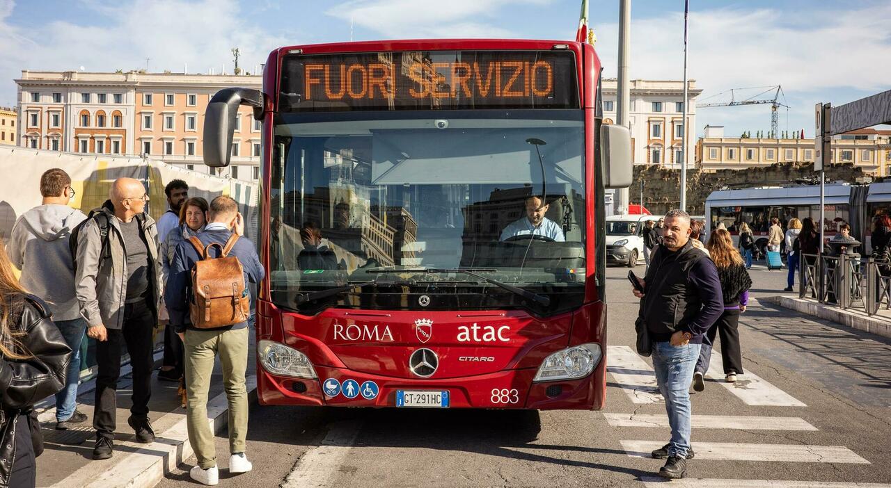 Sciopero generale 29 novembre trasporti: orari e fasce. Cgil e Uil confermano le 8 ore. Firmata la precettazione. Salvini: italiani hanno diritto alla mobilità