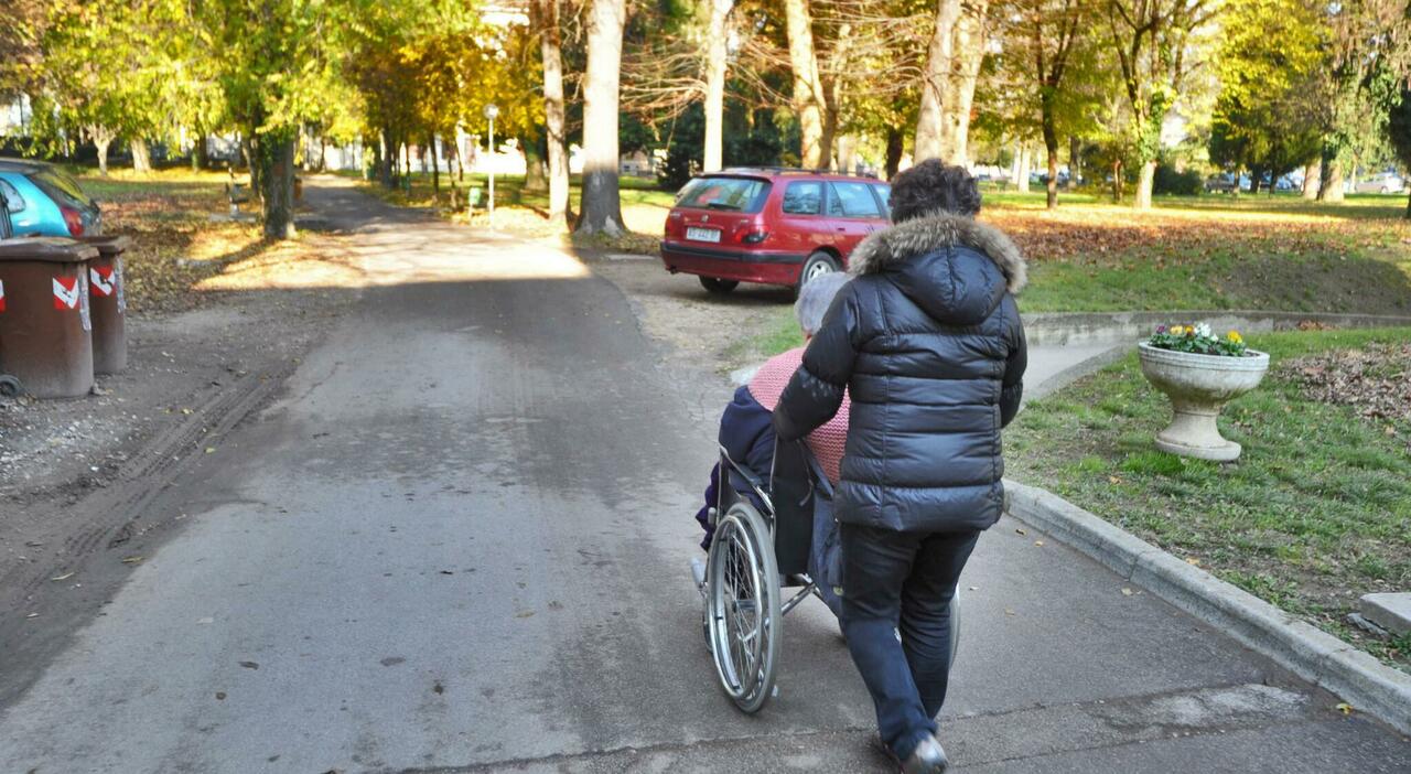 Malata di Alzheimer in casa di riposo, i parenti chiedono il rimborso della retta