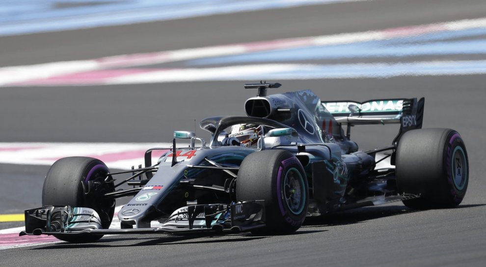 Lewis Hamilton è stato il più veloce nelle prime libere in Francia