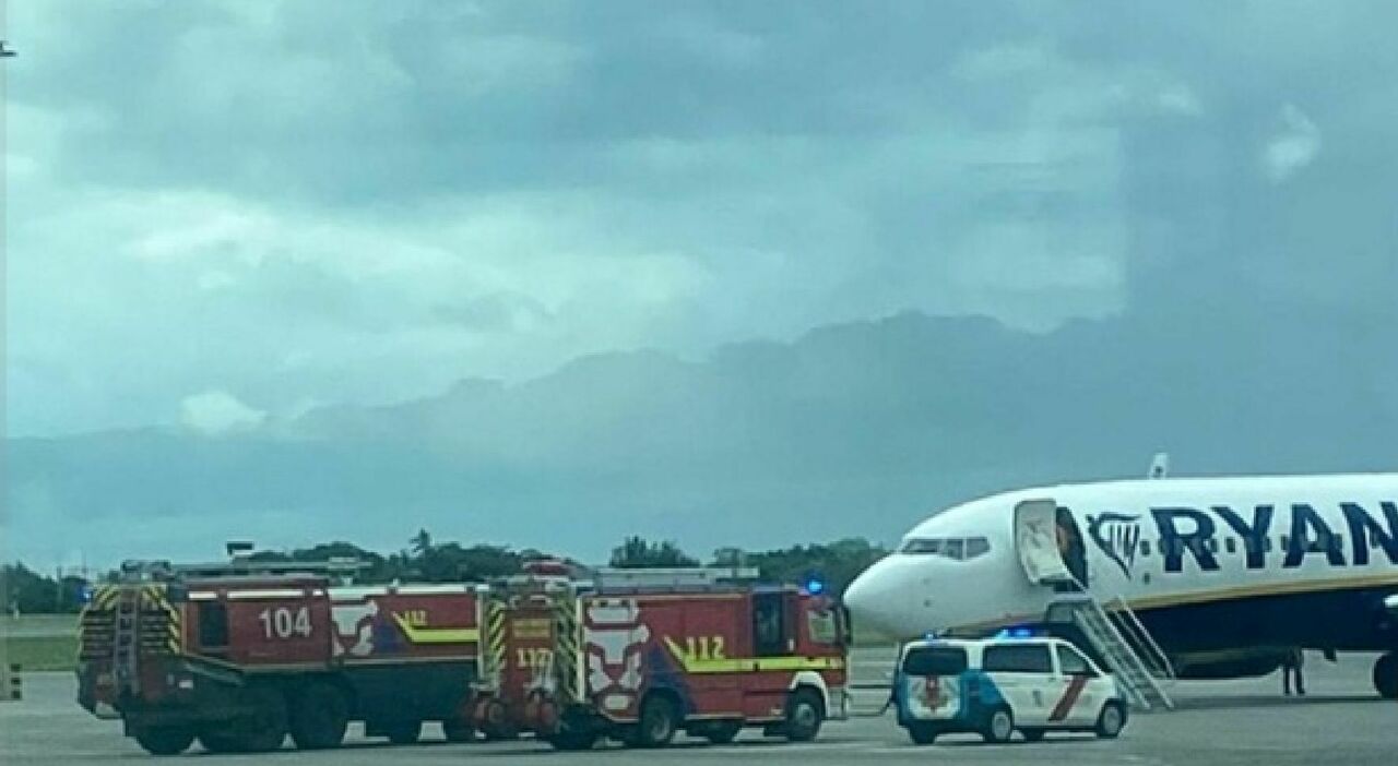 volo ryanair lisbona bologna oggi