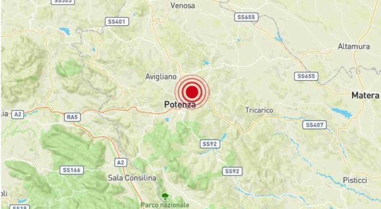 Terremoto Potenza oggi di 4.2 avvertito a Taranto, Bari, Foggia e tutta la Puglia: scossa alle 10.01, gente in strada. Evacuati uffici e scuole