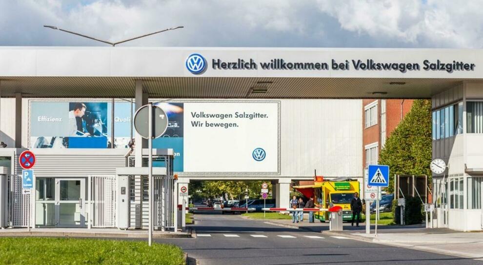 L'ingresso della fabbrica Volkswagen di Salzgitter
