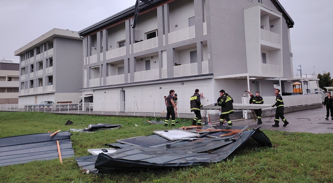 Tornado investe un residence e distrugge i pannelli solari: «Tromba d