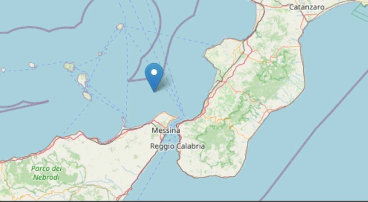 Terremoto alle Isole Eolie di magnitudo 4.8, scossa avvertita a Messina, Catania, Palermo e Reggio Calabria: «Massima prudenza»