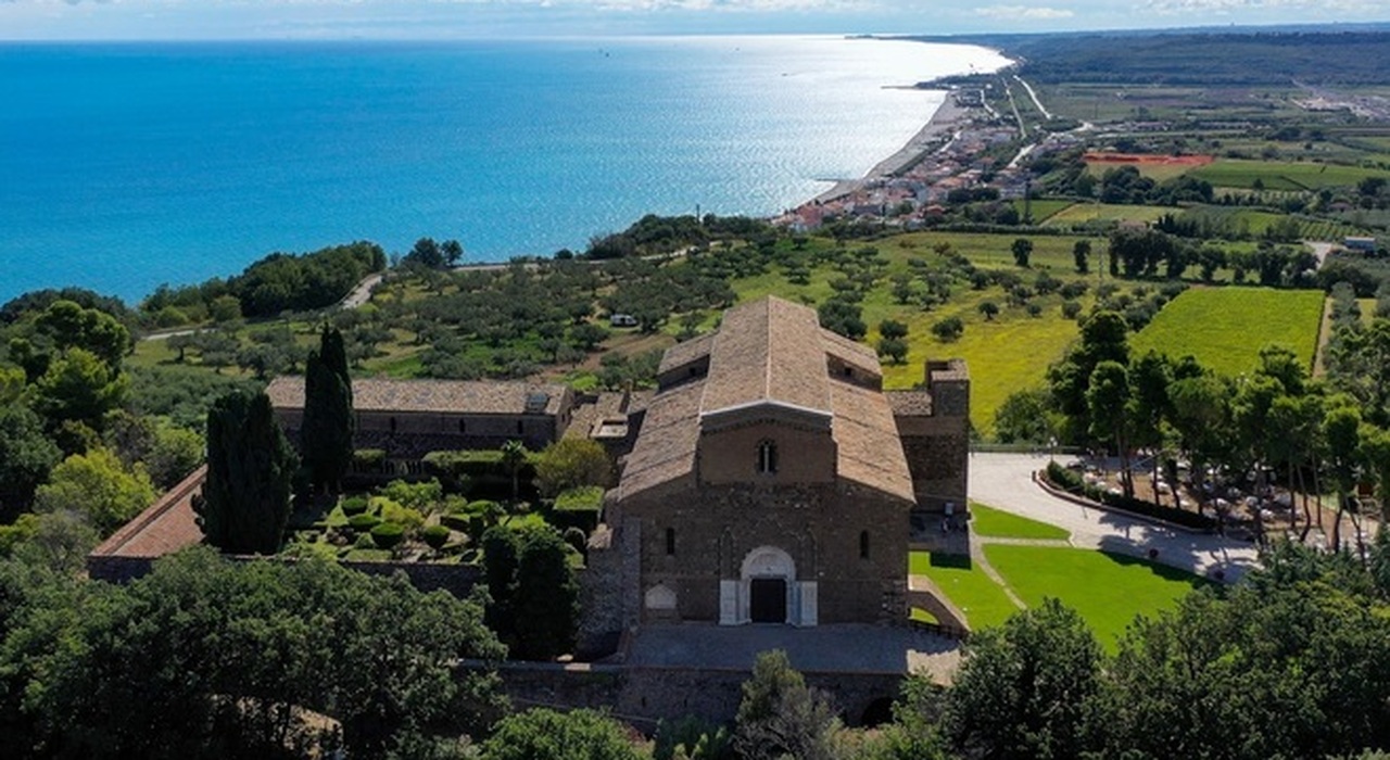 Fossacesia, Abbazia di San Giovanni in Venere - Foto Regione Abruzzo