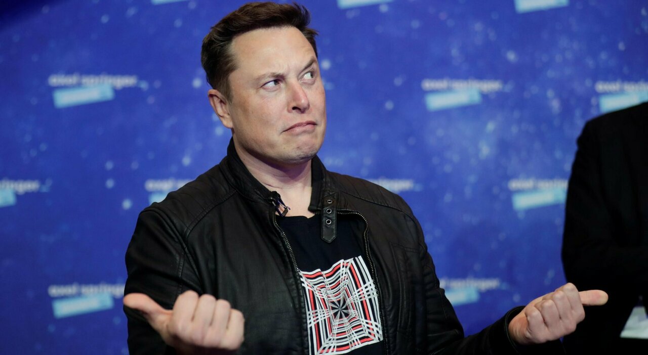Elon Musk presenta agli investitori la sua visione per il colosso delle auto elettriche