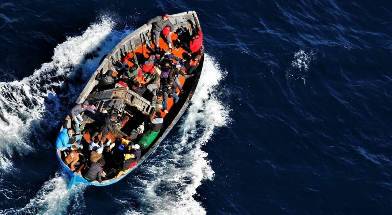 Migranti naufragio