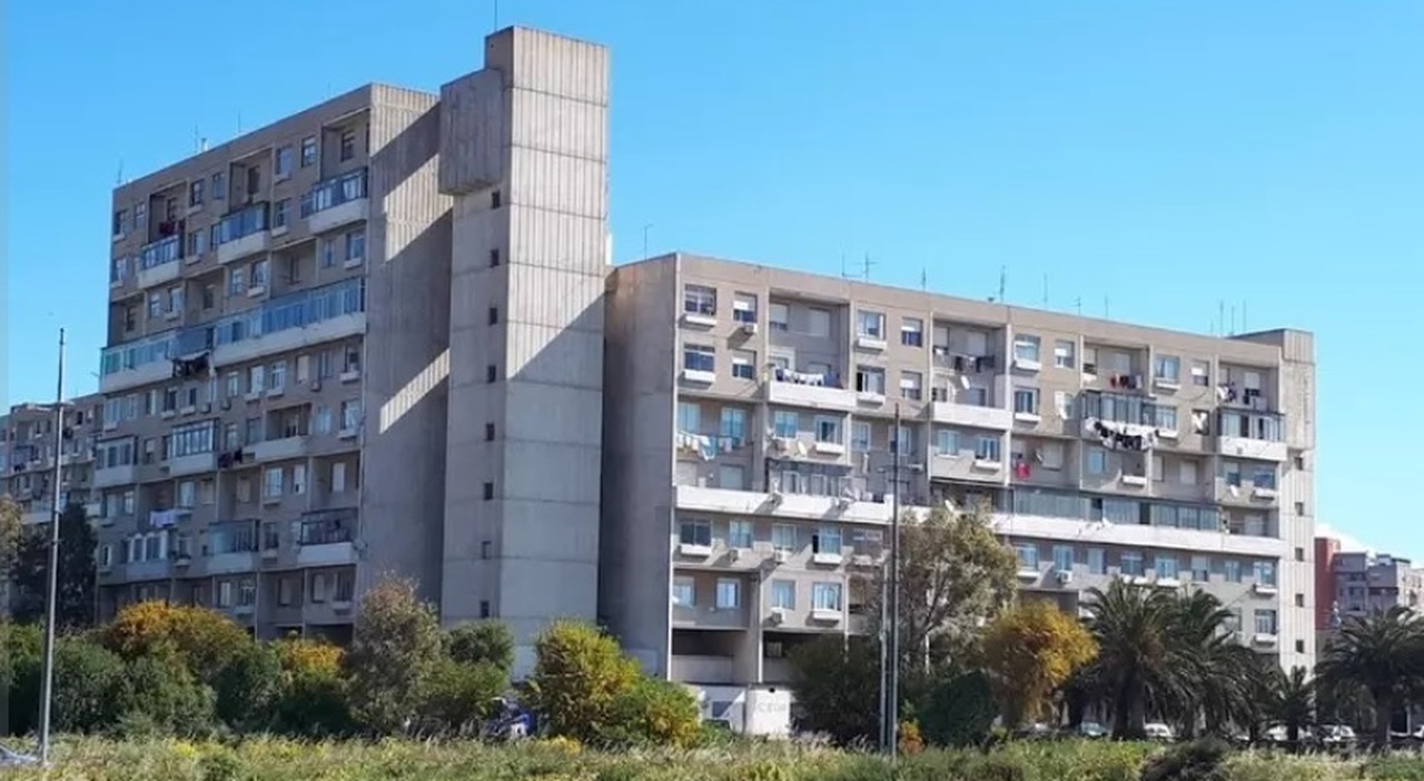 Georg, chi è il 32enne precipitato dal quarto piano dopo una lite con la fidanzata: «Si è arrampicato sulla grondaia, voleva fare pace»