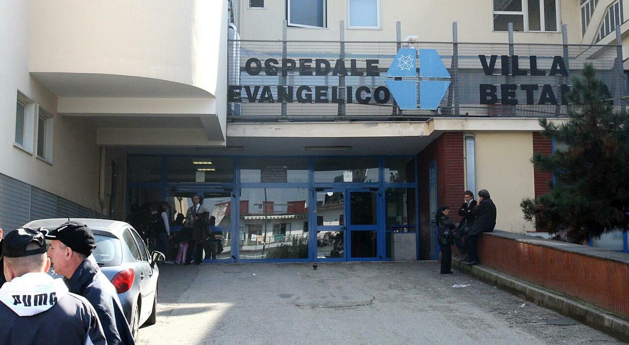 Villa Betania, raid in pronto soccorso: insulti e botte all