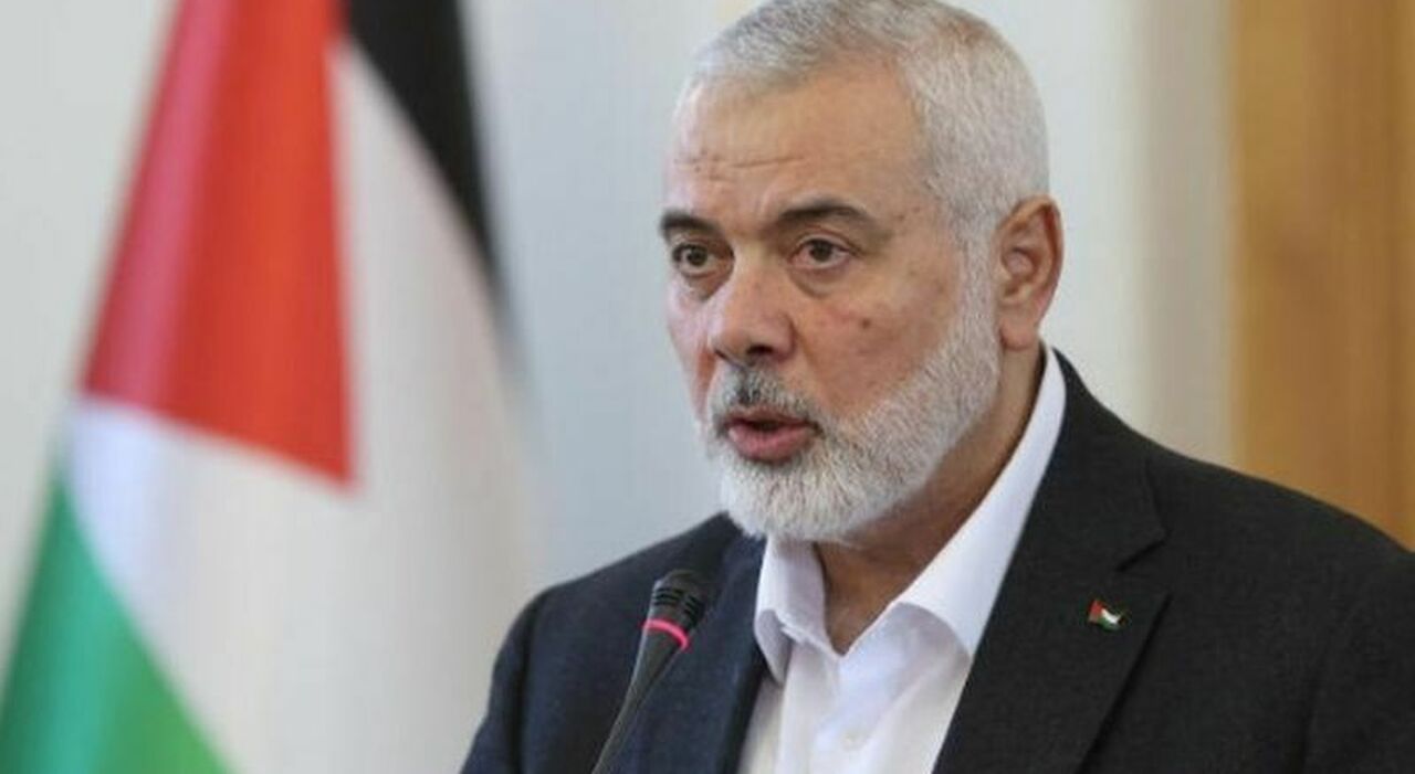 Ucciso il capo di Hamas, Ismail Haniyeh: il raid nella sua residenza a Teheran. Chi era: sposato, 13 figli, aveva 62 anni