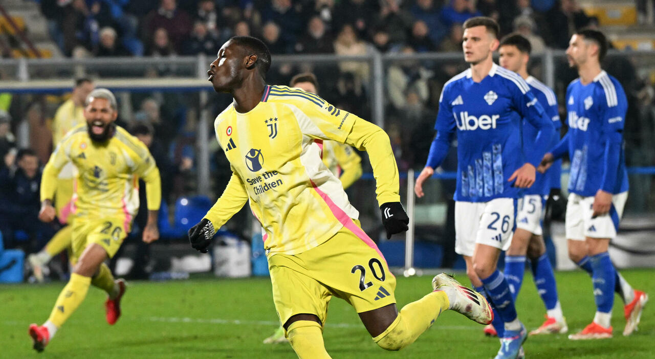 Como Juventus, le pagelle: Kolo Muani non si ferma più (8), Koopmeiners un fantasma (4). Nico Paz l