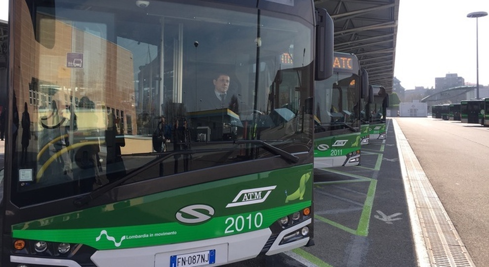 Autobus pubblici a Milano