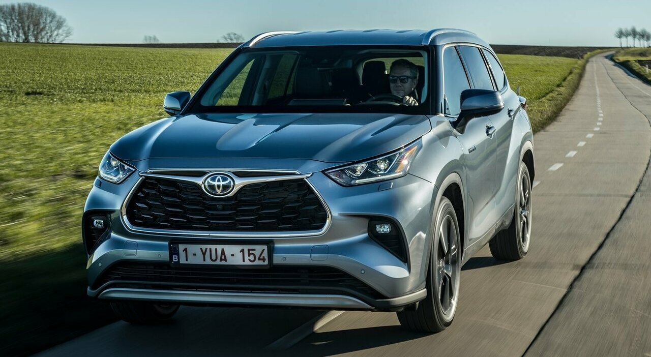 Highlander, sbarca in Europa il più grande dei Suv Toyota. Versatilità e  comfort al massimo