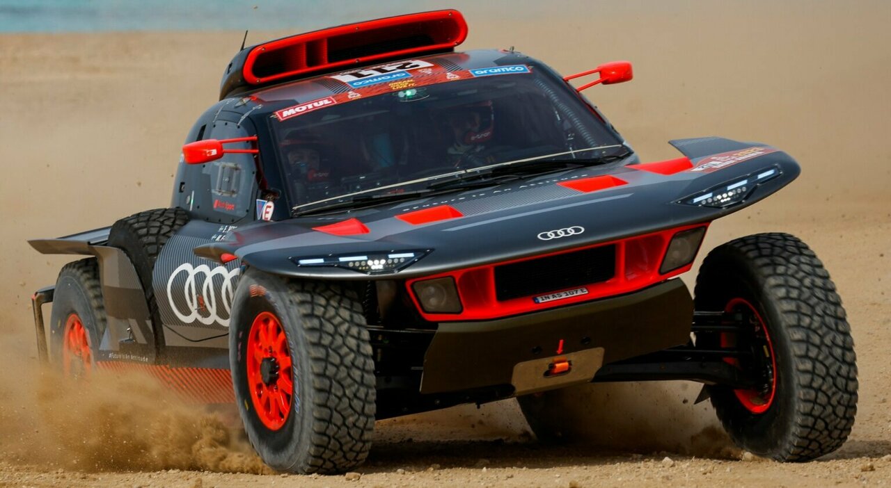 La quarantesima tappa vinta da Carlos Sainz alla Dakar coincide con la quinta affermazione parziale di Audi, che grazie allo spagnolo si è imposta nella frazione inaugurale della 45° edizione del rally raid più duro al mondo