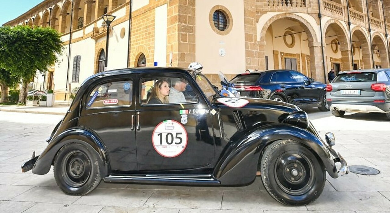 la Fiat 508 C dell'equipaggio Moceri-Dicembre