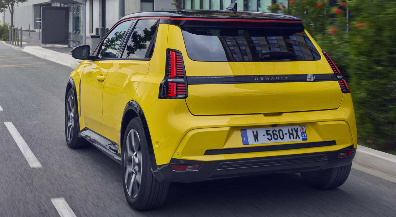 La nuova Renault 5 E-Tech