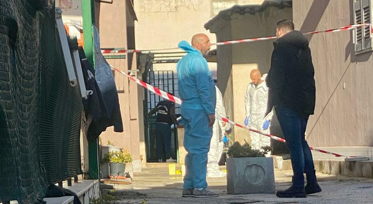 Omicidio a Torre del Greco, bracciante marocchino ucciso in casa a coltellate