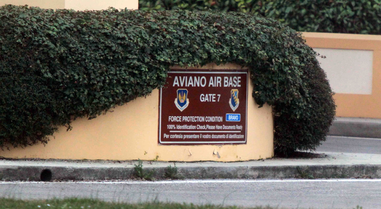 Aviano, 44 licenziamenti nella Base Usaf: «Decisione che crea difficoltà alle famiglie coinvolte e all