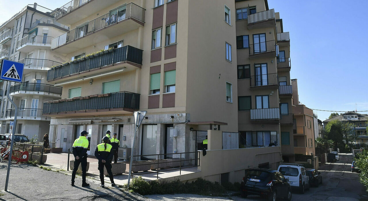 Venezia Lido Giovanna Trovata Cadavere In Casa A Distanza Di Tre Mesi Disposto L Esame Del