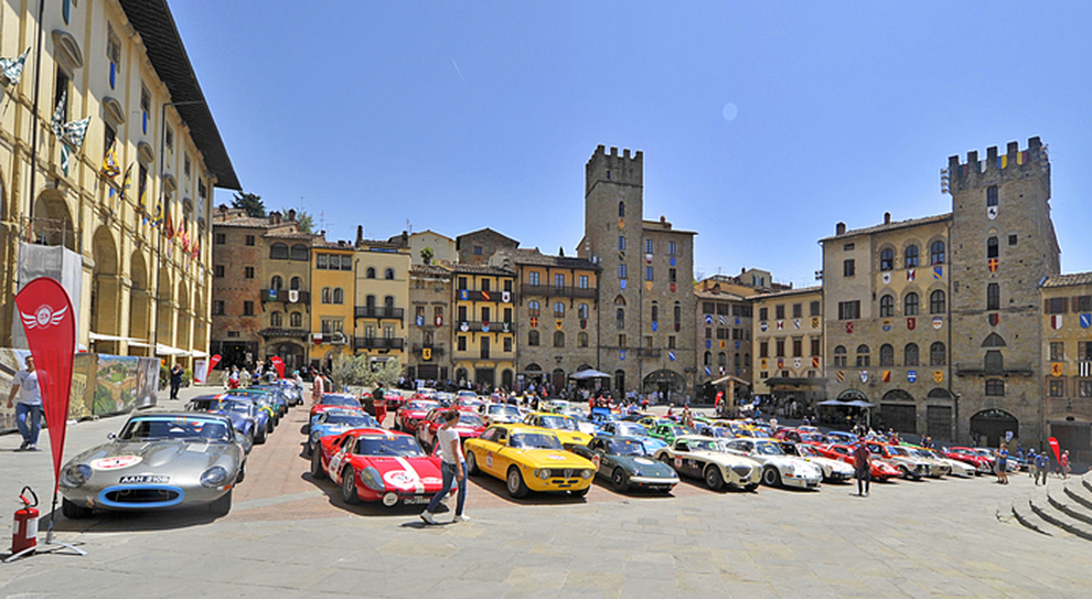 Le auto partecipanti alla Modena Cento Ore