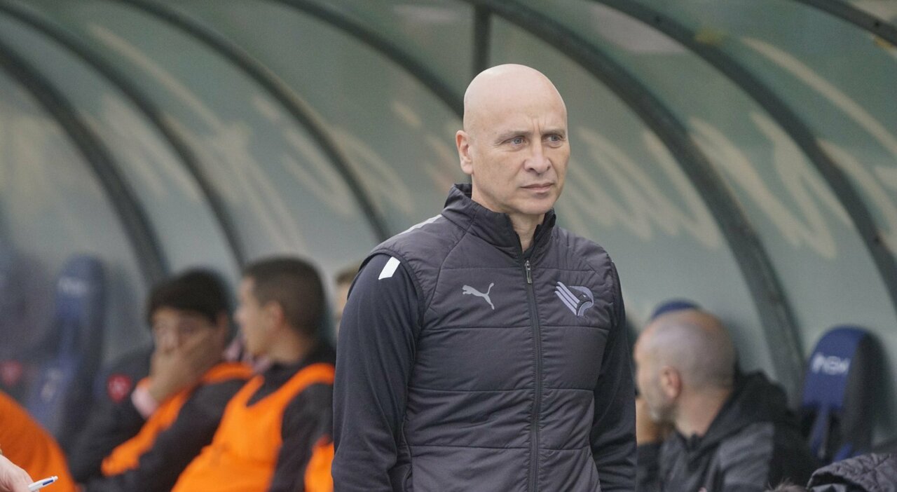 Palermo Football Club Announces Coaching Change After Defeat