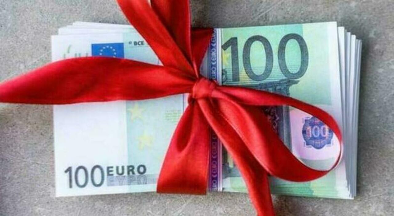 Quando Arriva L'assegno Unico Gennaio 2025 Bonus Natale 2024: come ricevere i 100 euro in più in busta paga. A chi