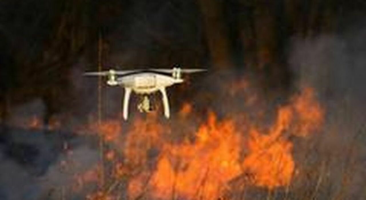 Incendi in Salento: pronti i droni con l