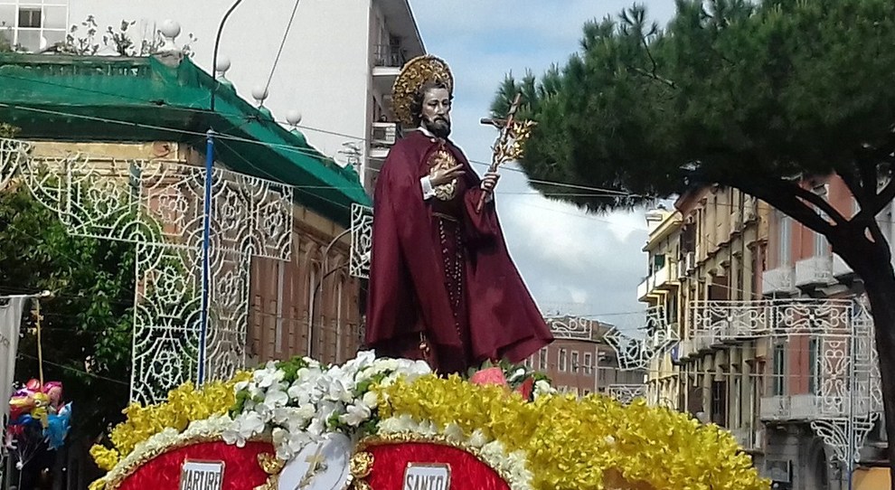 Festa patronale a Portici San Ciro resta in chiesa messa senza