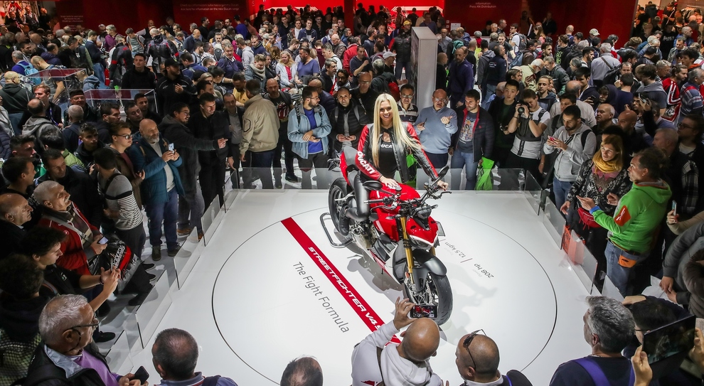 L'ammiratissima Ducati Streetfighter V4 eletta la Moto più bella di EICMA 2019