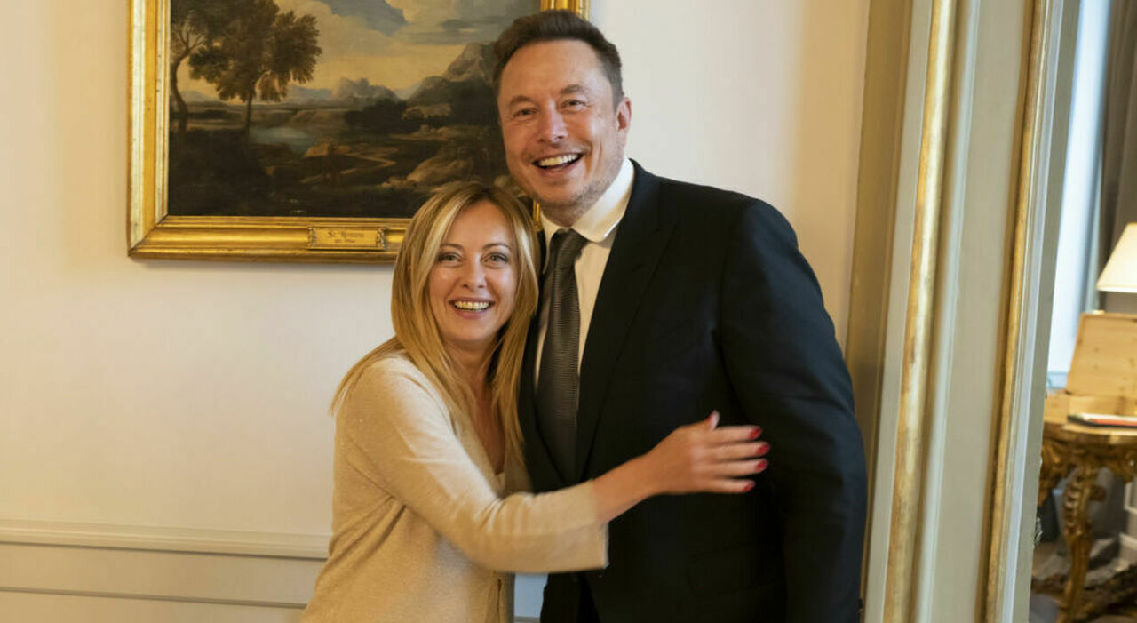 Giorgia Meloni con Elon Musk