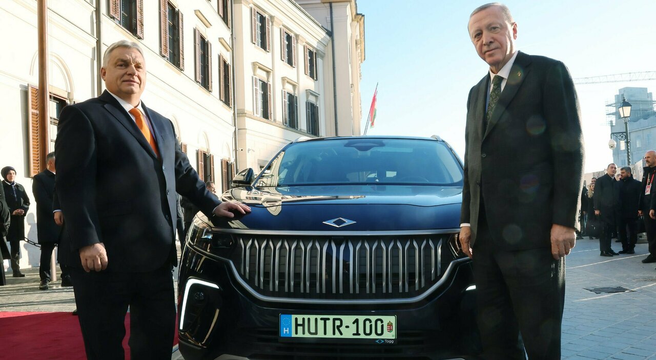 Erdogan regala l’auto elettrica turca Togg a Viktor Orban