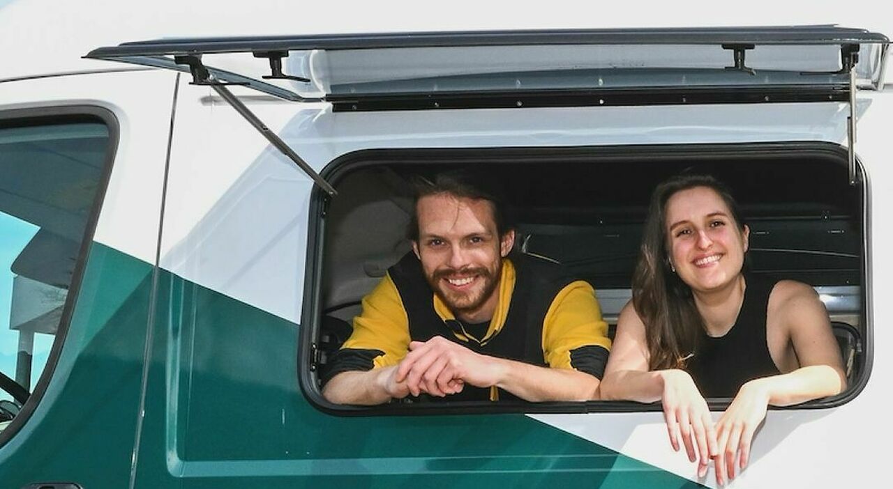«Non ho avuto figli per essere libera di viaggiare e lavorare: a 35 anni non me ne pento. Ecco come guadagno» «Non ho avuto figli per essere libera di viaggiare e lavorare: a 35 anni non me ne pento. Ecco come guadagno»