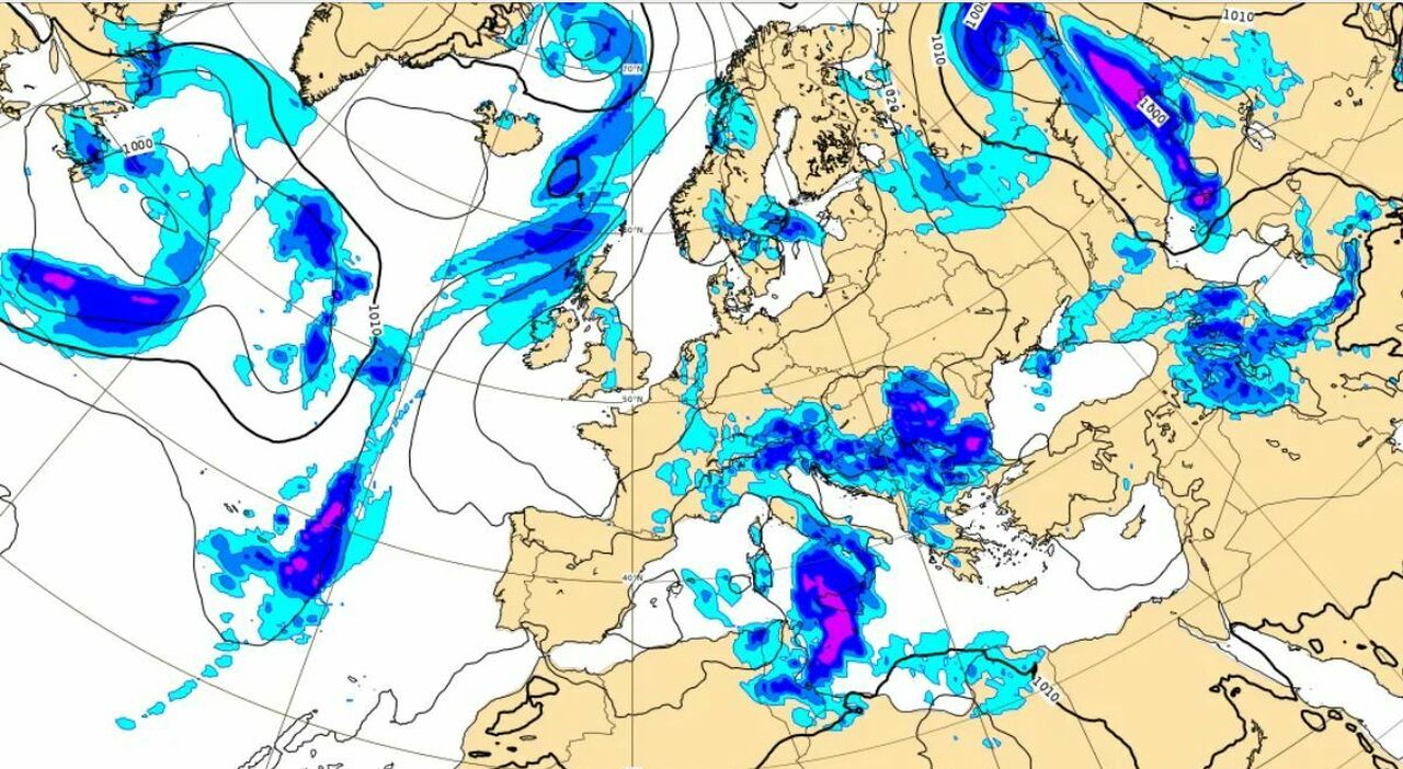 Norman Cyclone Hits Italy: Weather Alert and Forecasts