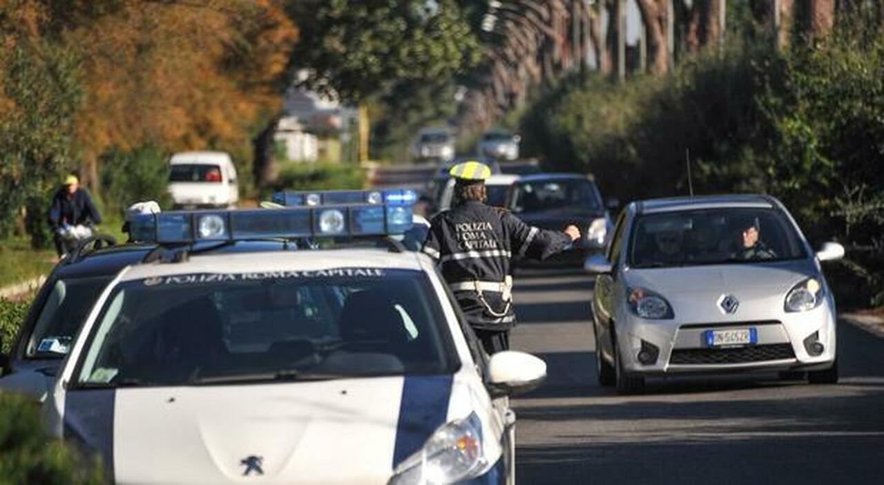 Ostia: il minisindaco Mario Falconi risponde alle polemiche sullo scandalo sessuale con indagini interne dei vigili!