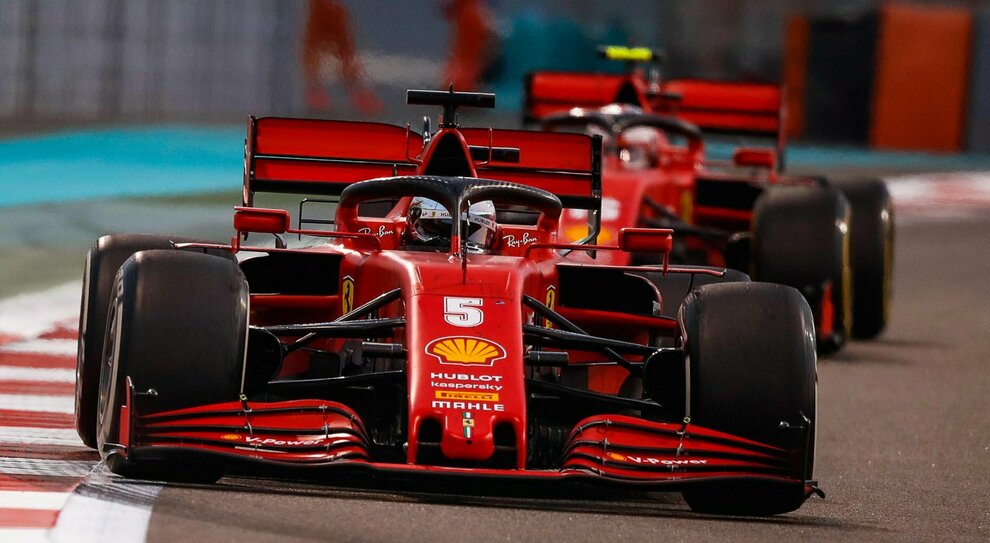 La Ferrari di Vettel e dietro quella di Leclerc