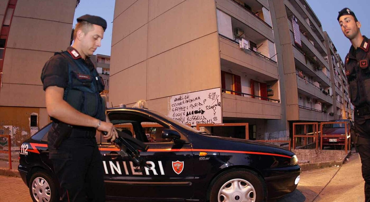 Napoli, 9 arresti oggi: minacce per l