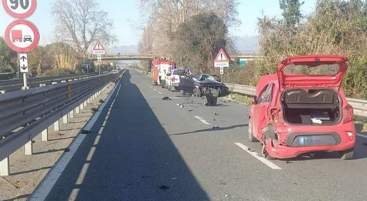 Viareggio, incidente mortale per mamma e figlia di 11 anni: scontro tra due auto sull