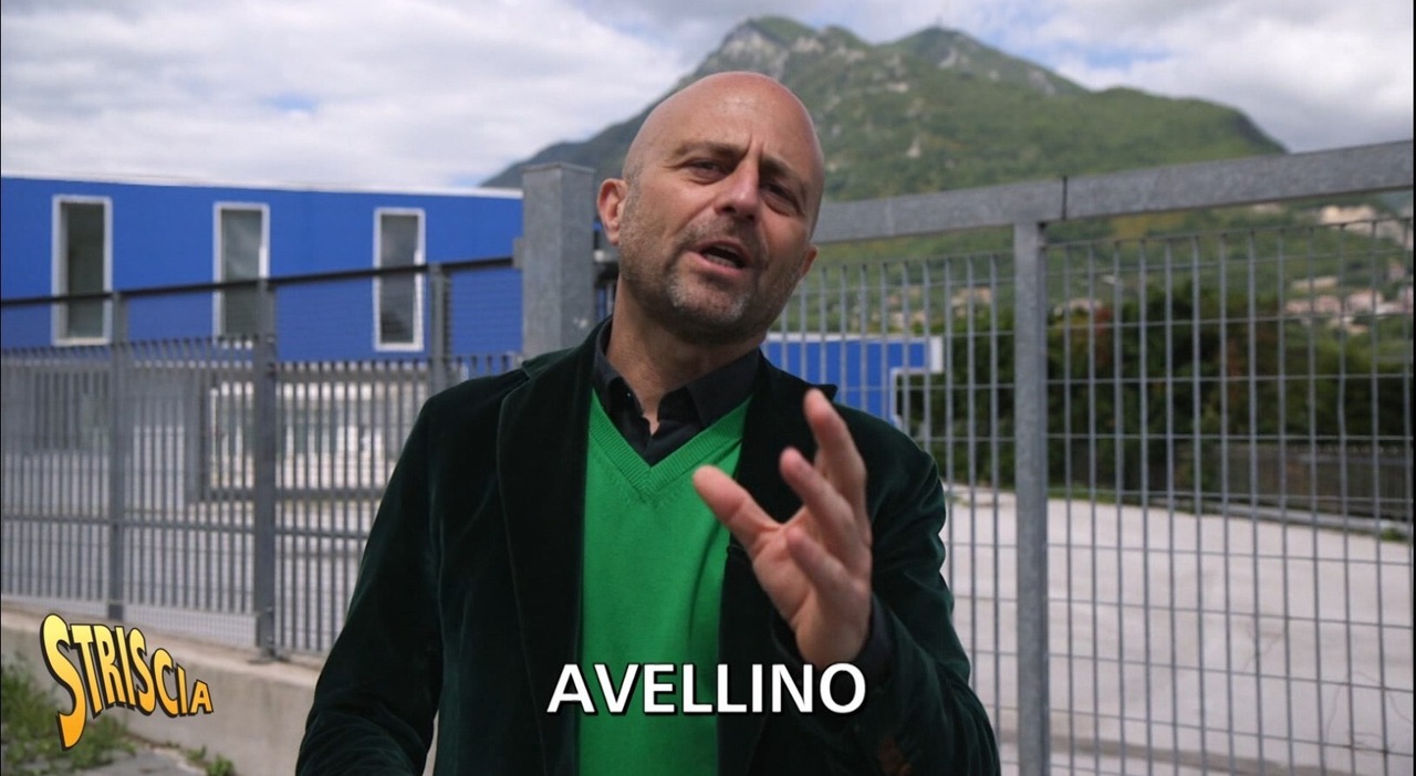 Avellino, Luca Abete di "Striscia La Notizia" smaschera il mago del pallone