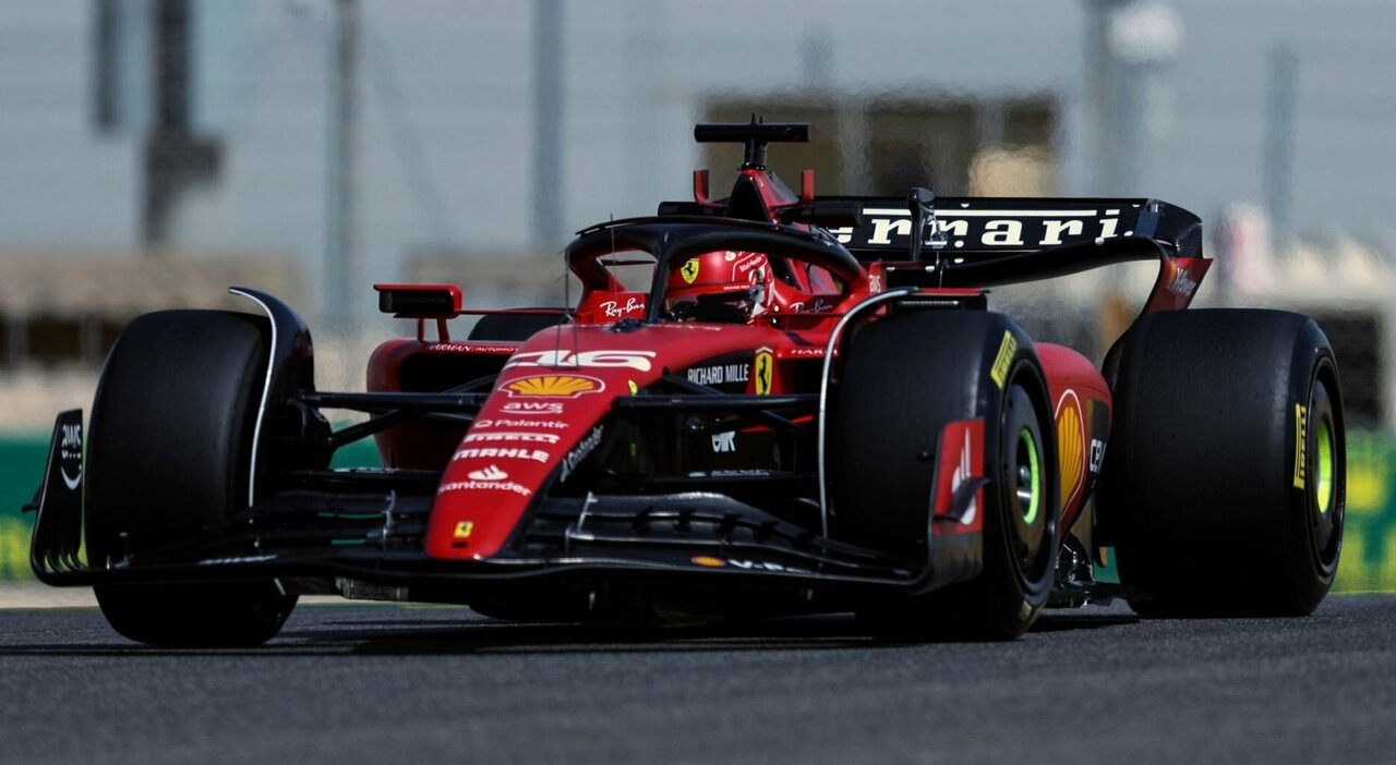 La Ferrari di Leclerc durante i test