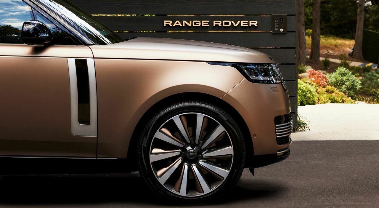 Resi noti da Jaguar Land Rover Automotive i risultati finanziari dei tre mesi precedenti il 31 dicembre 2023