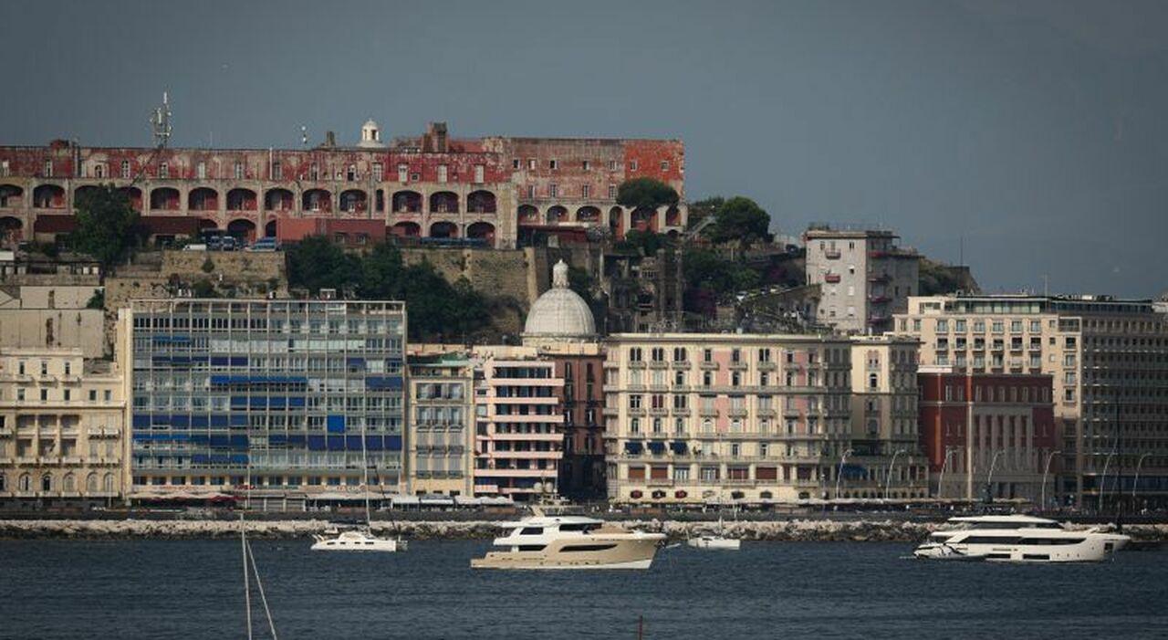 Napoli ieri 