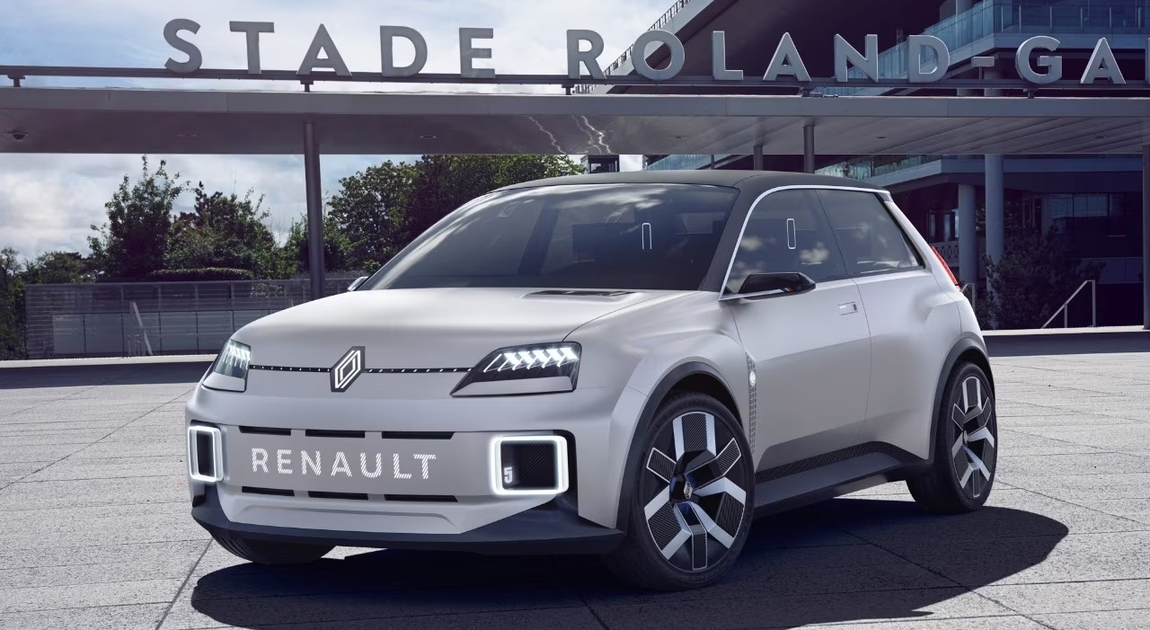 la 5 Protoype di Renault che celebra il Roland Garros