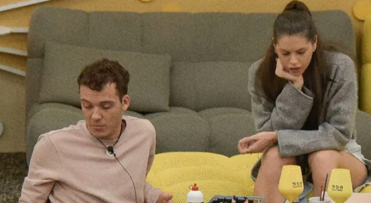 Gfvip Antonella Lo Rivela Ad Edoardo Sotto Le Lenzuola Le è Accaduto In Tutte Le Storie